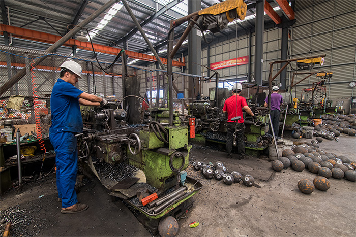 德惠网架配件车间